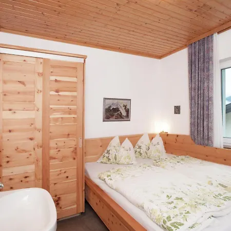 Chalet Cozy Chalet With Sauna In Zell Am See, Salzburg