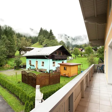 Cozy Chalet With Sauna In Zell Am See, Salzburg Chalet